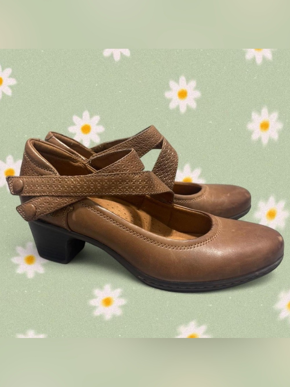 Classic Light Brown Mary Jane Block Heel Pumps